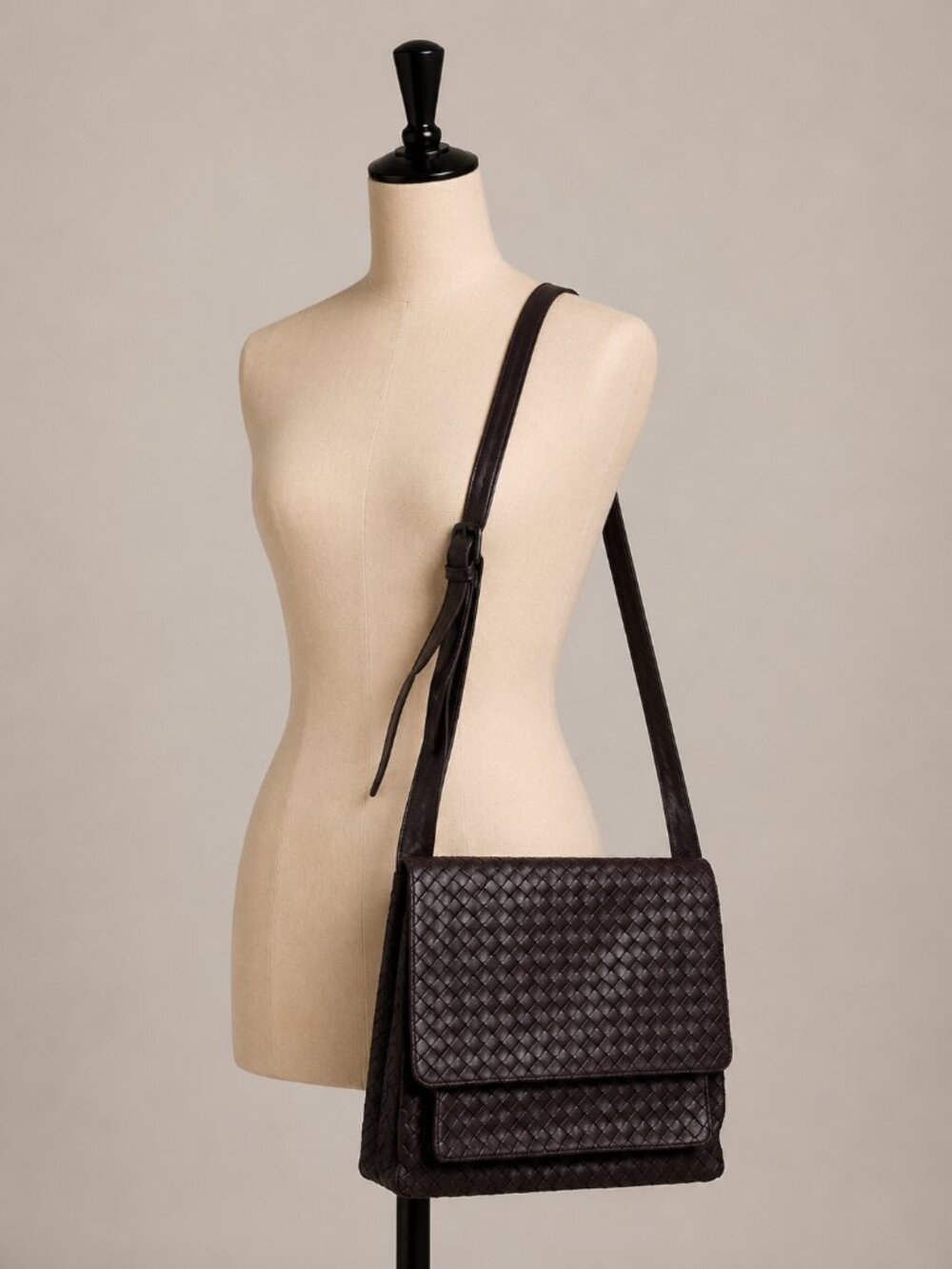 Bottega Veneta Dark Brown Intrecciato Leather Messenger Bag